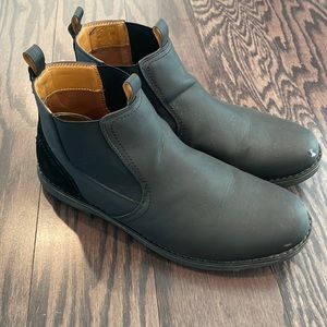 Men's IZOD Memory Foam black boots